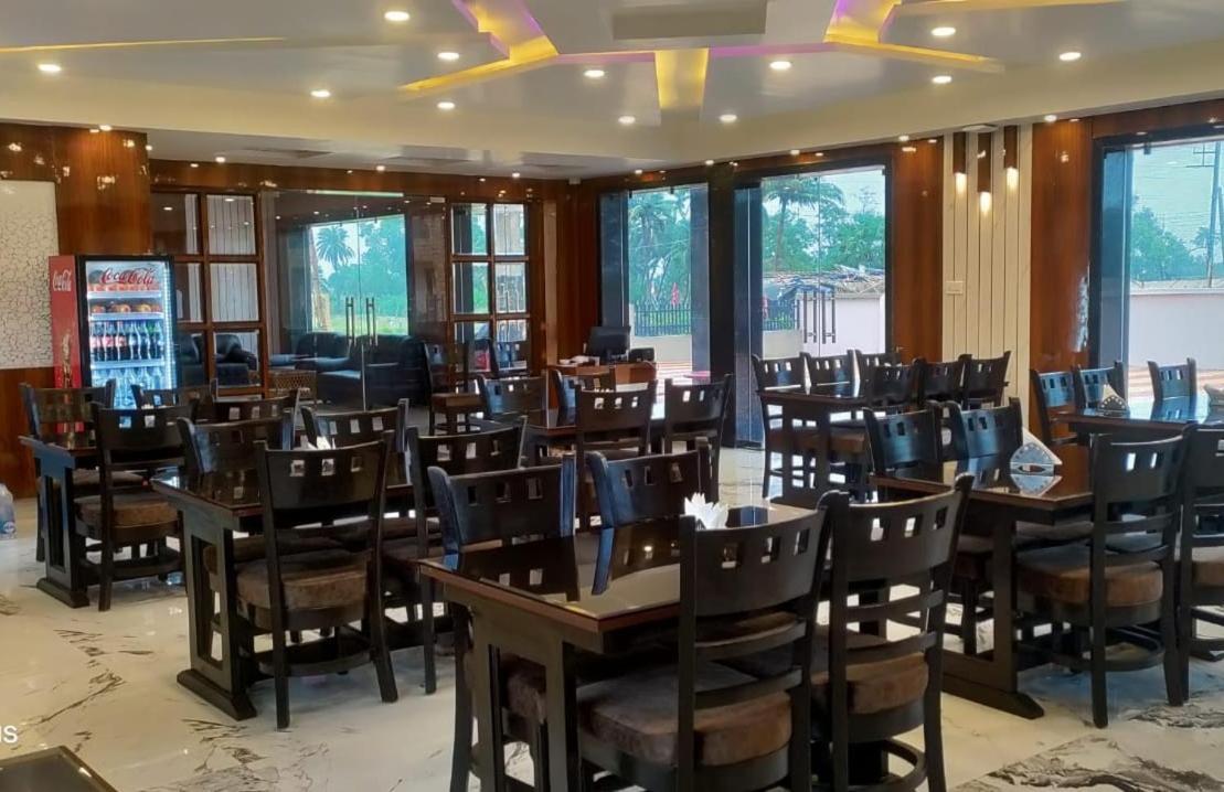 Swarnabhoomi Beach Resort มันดราโมนี ภายนอก รูปภาพ